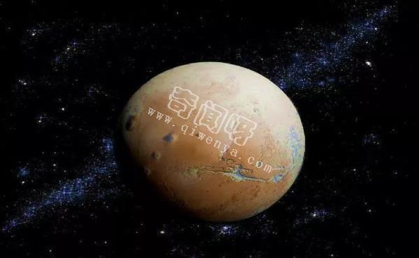 荒凉而神秘的美：火星探测器发回了最新火星美照，神似地球！