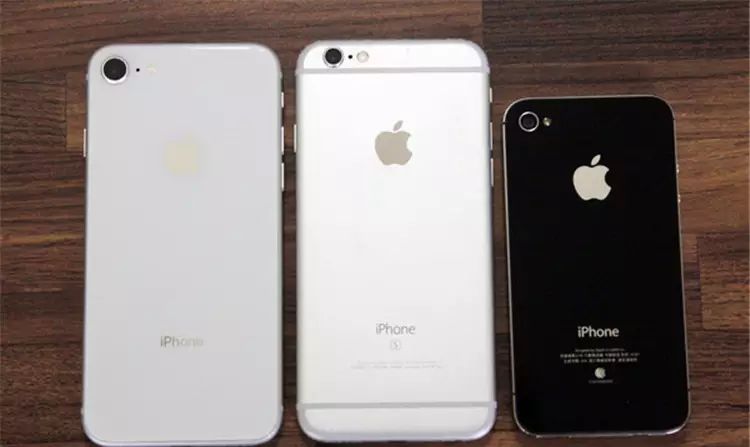 iPhone 8开箱初试：效能、拍摄让人惊艳，期待iPhone X