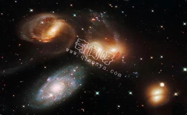 宇宙中有2万亿星系，200万亿亿行星，没有外星人的概率几乎为0