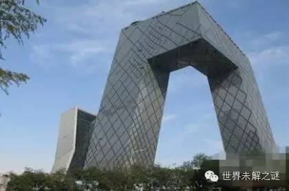 中国十大最丑建筑  错位楼入选以为显卡坏了！